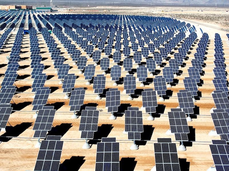 energía - Paneles Solares En El Campo