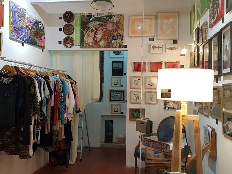 Piccola - Galería De Arte Desde La Puerta