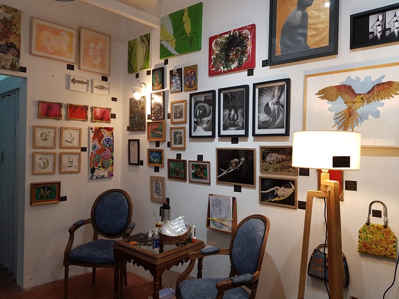 Galería de arte - Piccola Desde Adentro
