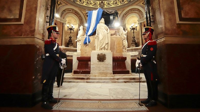 17 de agosto - Tumba De San Martín