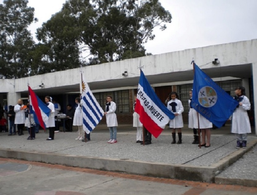 Asociación Calabresa - Escuela Publica Acto Banderas