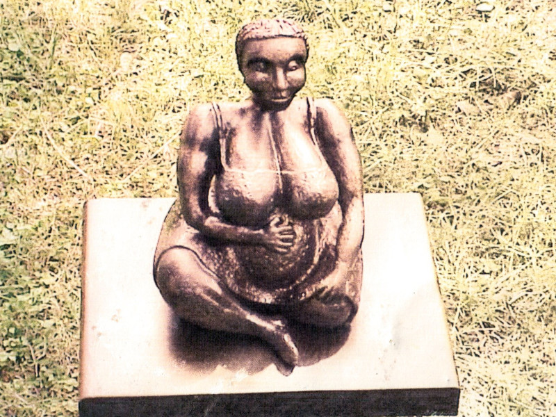 Eduardo Muñiz - Escultura De Mujer