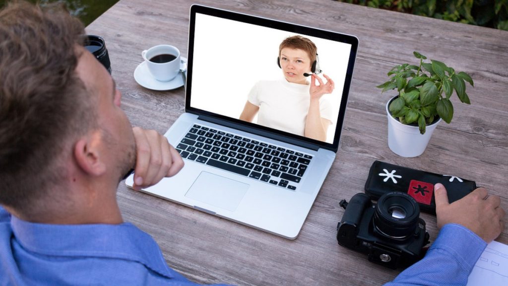 Zoom - Persona En Videoconferencia