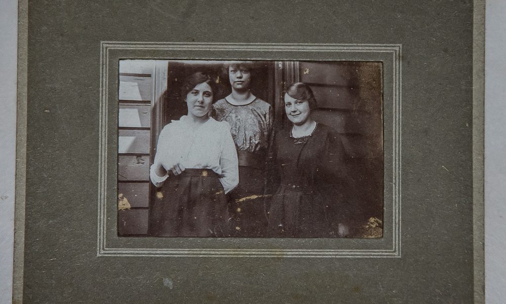 Luisi - Hermanas