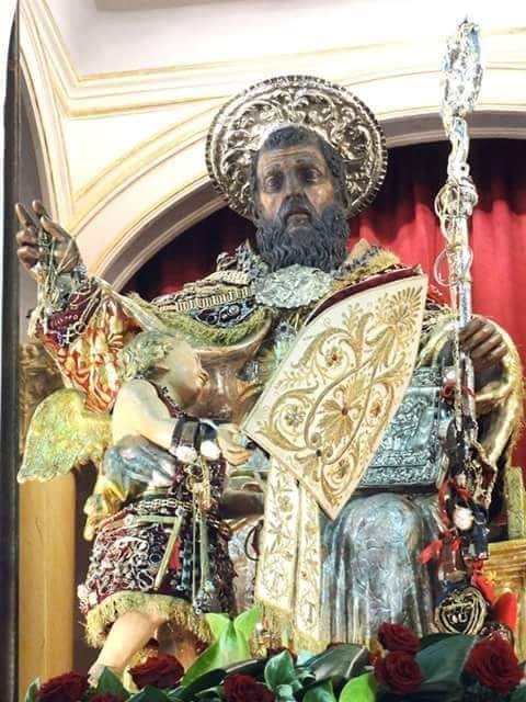 chiesa - statua di Sant Antonio Abate