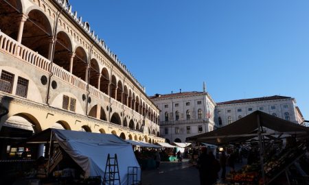 Padova Piazza Delle Erbe E Lato Sud Del Salone