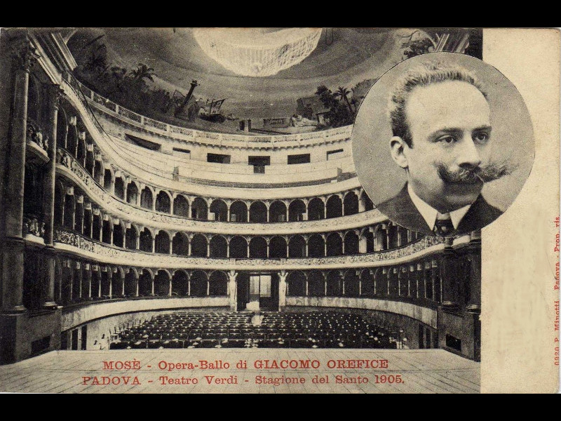 Una Rapresentazione In Teatro Nel Giugno 1905. Sul Soffitto Le Decorazioni Di Giacomo Casa