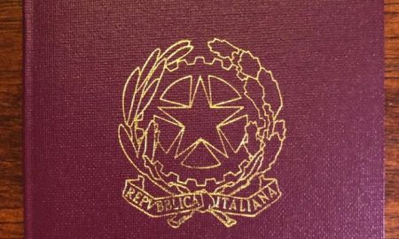 Passaporto Italiano che deve essere valido per sei mesi