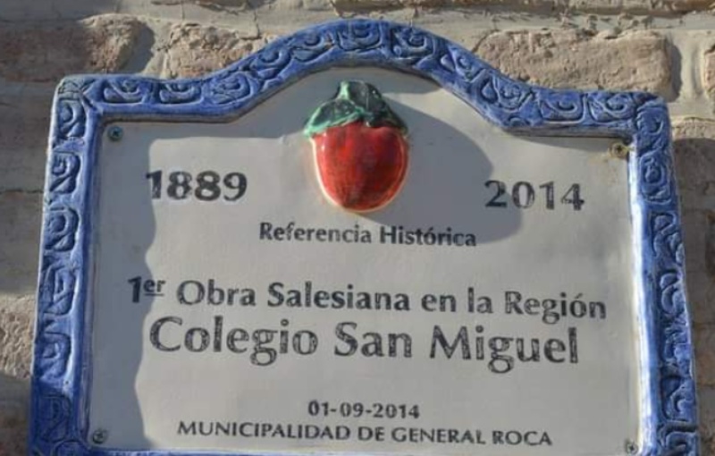 Sacerdote - Placa San Miguel