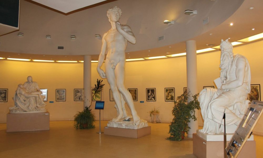 Galería del Arte - Esculturas replicas