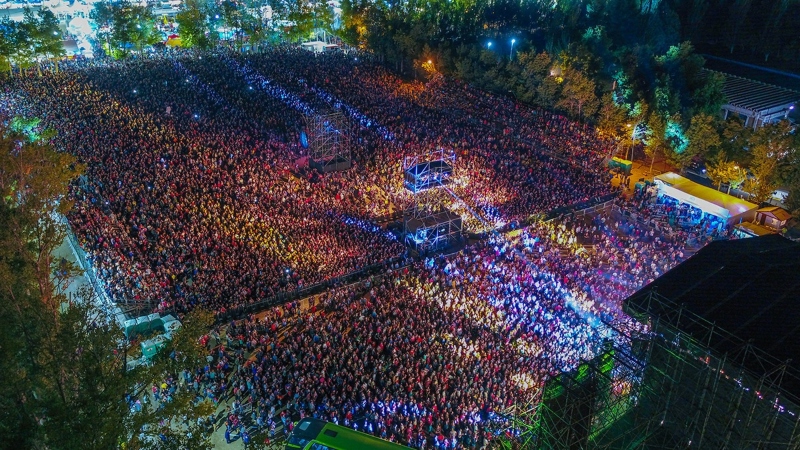 manzana fiesta - Publico