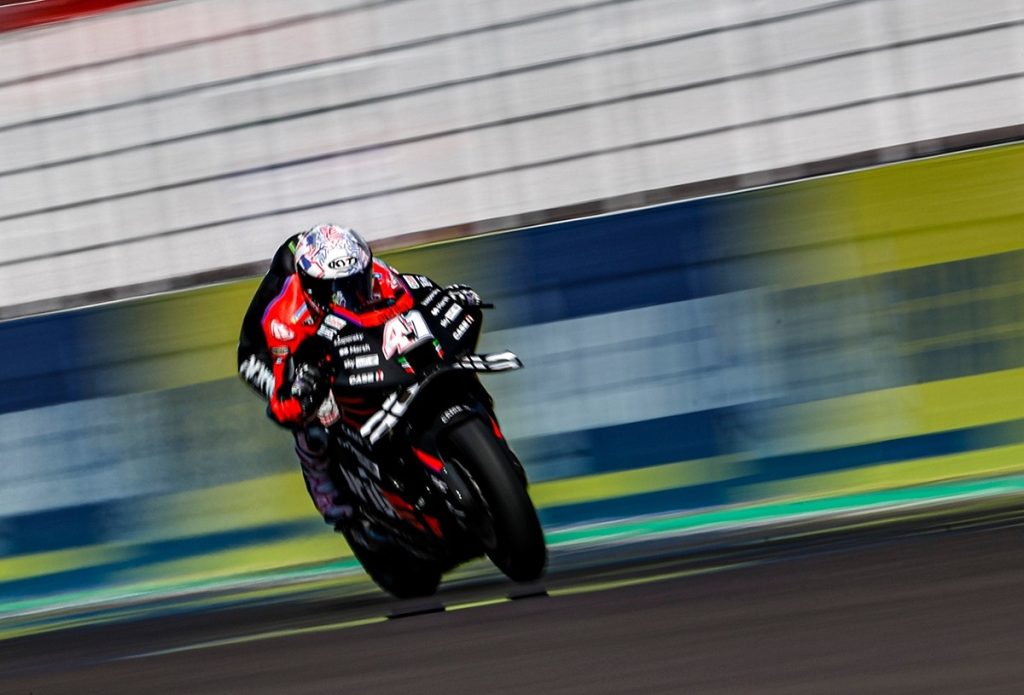 Aprilia - Portada