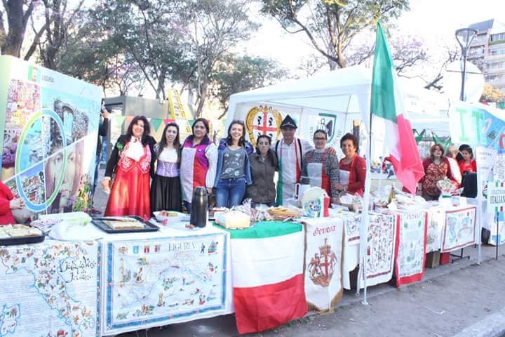 Tucumán - Stand Italiano En La Feria El Sentir De Los Pueblos.