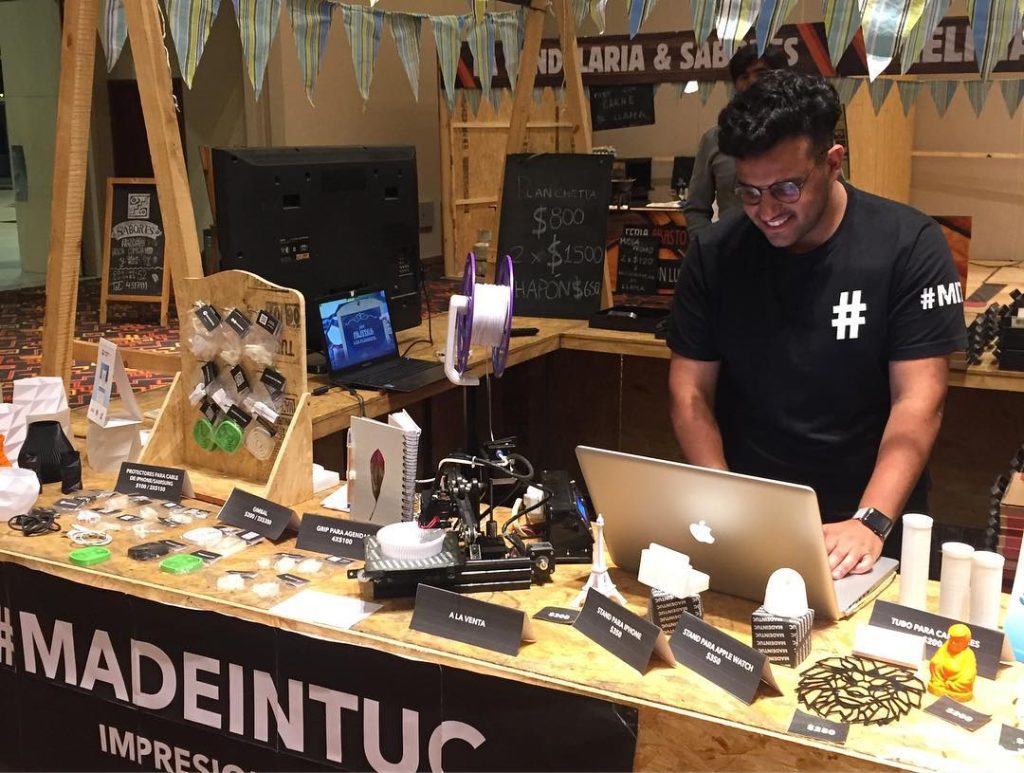 MadeinTuc - Facundo exponiendo con Made In Tuc