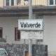 Valverde: il cartello statale scritta nera su sfondo bianco