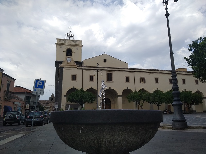 Fontana in piazza Del Santuario- Foto: Cavaleri Francesca Agata