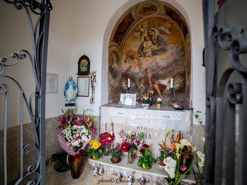 Immacolata: L' Altare del luogo Apparizione - Foto: Graziella Agata