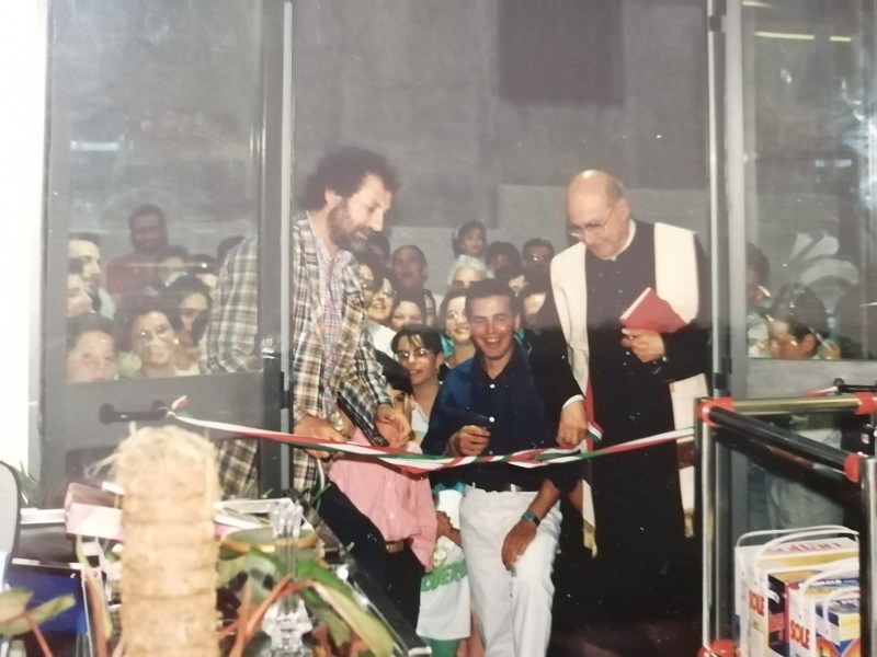 .Angelo Scandurra: Inaugurazione punto Sigma, luglio1994- Foto: Sig.ra Maccarrone