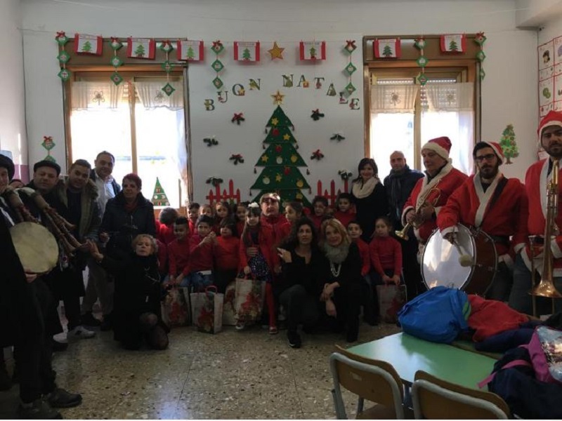 Scuola: una foto del Natale - Foto: concessione Domenico Cageggi