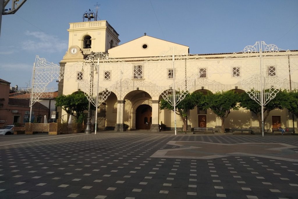 Passeggiate patrimoniali 2021: il Santuario e la Piazza di Valverde-Foto: Cavaleri Francesca Agata