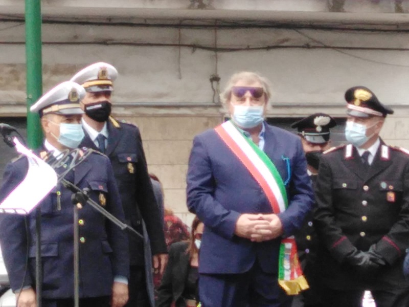 Festa forze armate- Sindaco Angelo Spina - Foto: Filadelfo Cavaleri