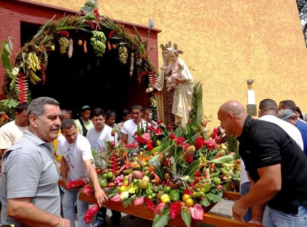 Colonia Bolívar - Celebración En La Colonia Bolívar