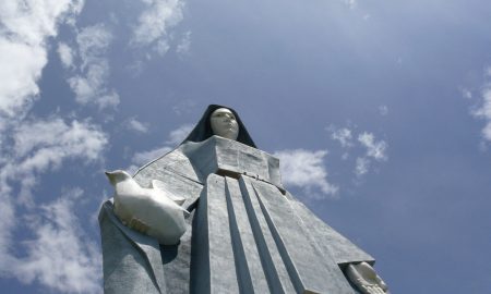 Virgen de la Paz - Monumento