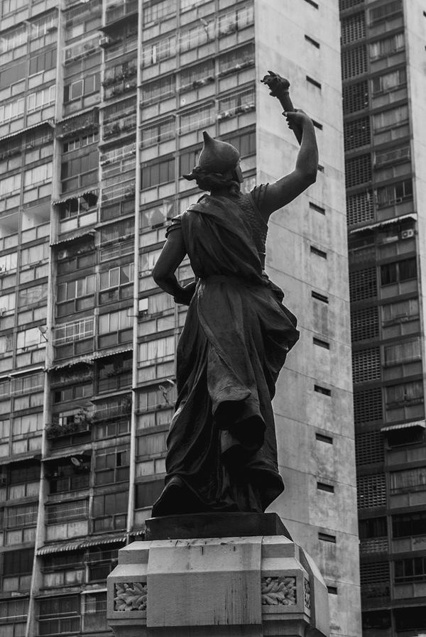 Plaza Italia - estatua de la libertad