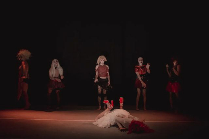 Cuentos de Hadas y Dragas - Poll Isaza Teatro Cuentos De Hadas Y Dragas