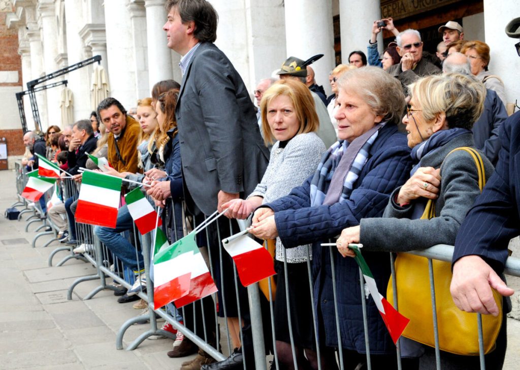 76º aniversario de la República Italiana - Fiesta De La Republica