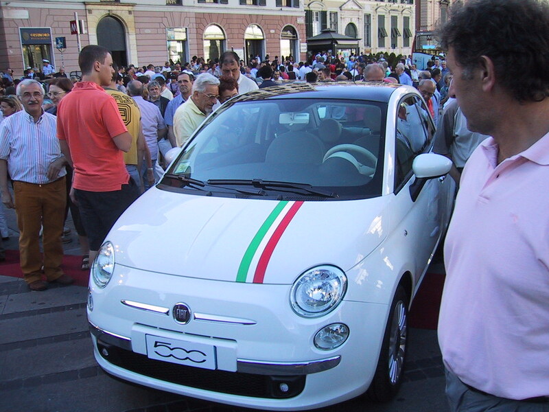 Fiat 500 cumple 65 años - Genova